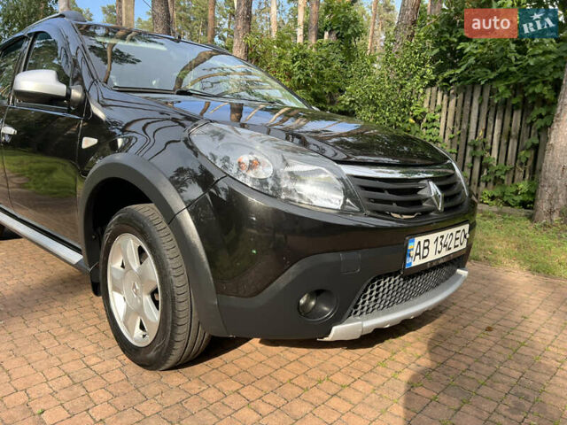 Чорний Рено Сандеро, об'ємом двигуна 1.6 л та пробігом 81 тис. км за 8700 $, фото 86 на Automoto.ua