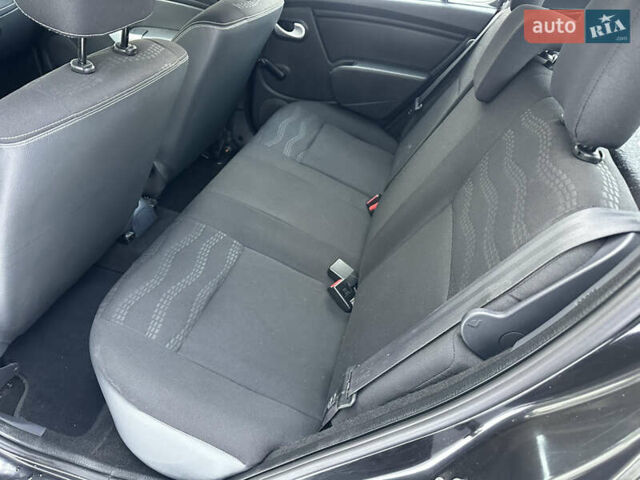 Черный Рено Сандеро, объемом двигателя 1.6 л и пробегом 79 тыс. км за 8850 $, фото 72 на Automoto.ua