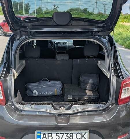Черный Рено Сандеро, объемом двигателя 1.6 л и пробегом 175 тыс. км за 6999 $, фото 11 на Automoto.ua