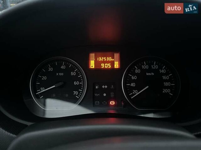 Черный Рено Сандеро, объемом двигателя 1.6 л и пробегом 132 тыс. км за 7500 $, фото 7 на Automoto.ua