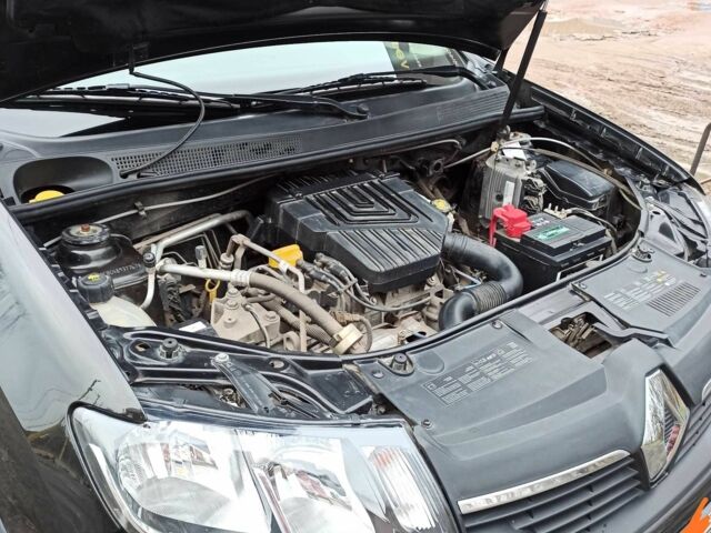 Черный Рено Сандеро, объемом двигателя 1.6 л и пробегом 48 тыс. км за 8500 $, фото 3 на Automoto.ua