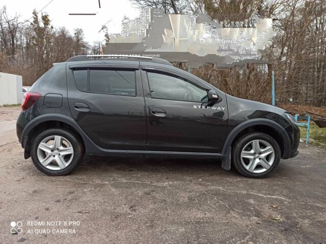 Черный Рено Сандеро, объемом двигателя 1.6 л и пробегом 48 тыс. км за 8500 $, фото 1 на Automoto.ua