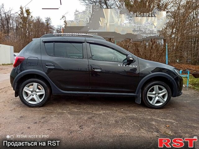 Черный Рено Сандеро, объемом двигателя 1.6 л и пробегом 48 тыс. км за 8500 $, фото 2 на Automoto.ua