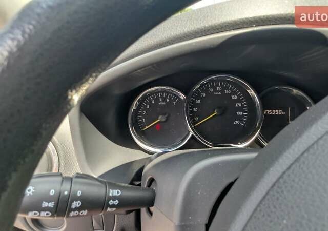 Черный Рено Сандеро, объемом двигателя 1.6 л и пробегом 175 тыс. км за 6999 $, фото 13 на Automoto.ua