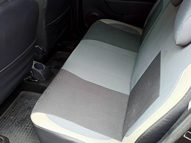 Черный Рено Сандеро, объемом двигателя 1.6 л и пробегом 48 тыс. км за 8500 $, фото 7 на Automoto.ua