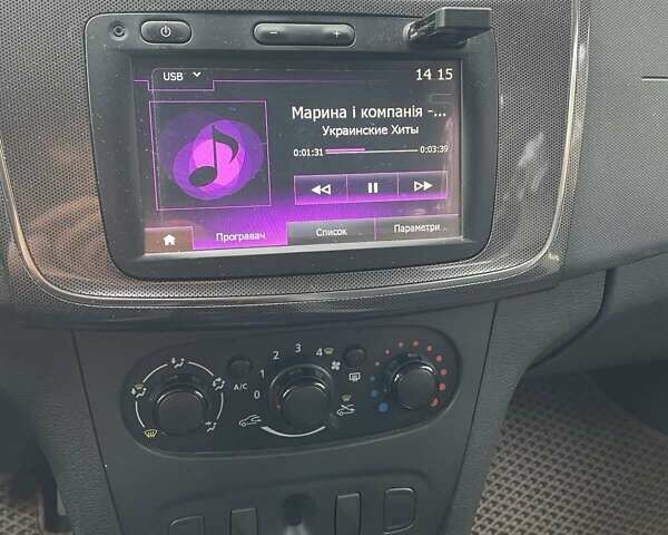 Черный Рено Сандеро, объемом двигателя 1.46 л и пробегом 146 тыс. км за 10500 $, фото 13 на Automoto.ua