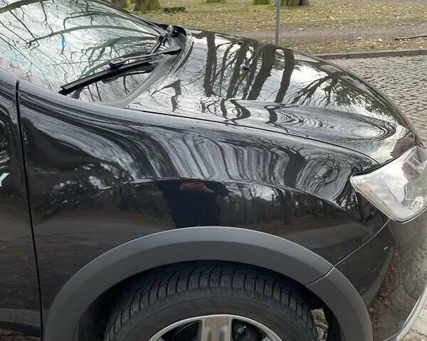 Черный Рено Сандеро, объемом двигателя 1.46 л и пробегом 146 тыс. км за 10500 $, фото 6 на Automoto.ua