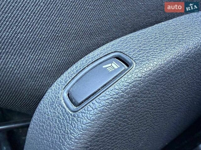 Черный Рено Сандеро, объемом двигателя 0.9 л и пробегом 62 тыс. км за 9790 $, фото 30 на Automoto.ua