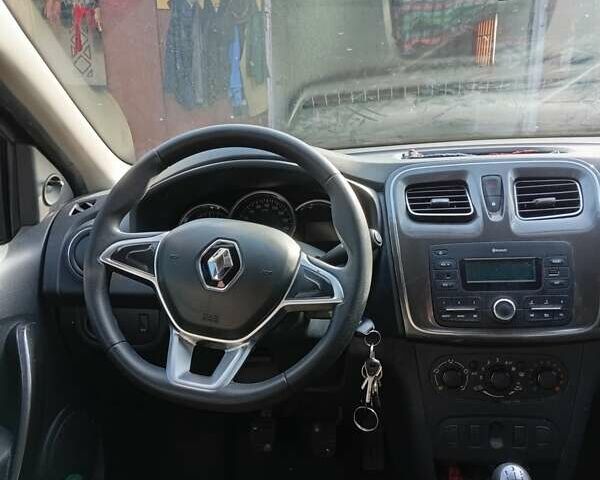 Черный Рено Сандеро, объемом двигателя 0.9 л и пробегом 31 тыс. км за 13000 $, фото 3 на Automoto.ua