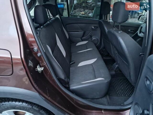 Коричневый Рено Сандеро, объемом двигателя 1.46 л и пробегом 79 тыс. км за 7990 $, фото 46 на Automoto.ua