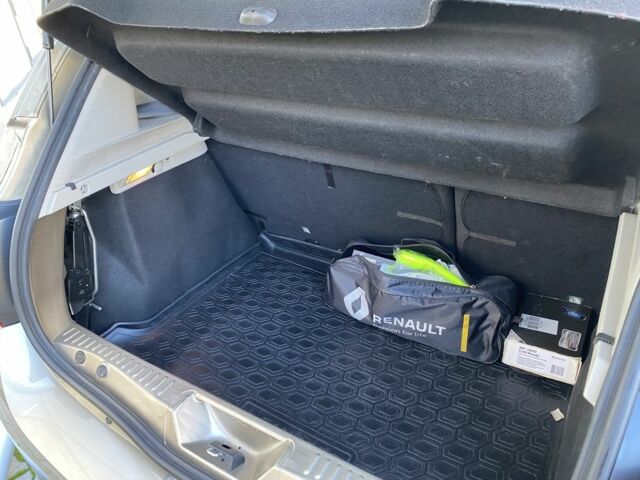 Коричневый Рено Сандеро, объемом двигателя 0 л и пробегом 61 тыс. км за 11700 $, фото 9 на Automoto.ua