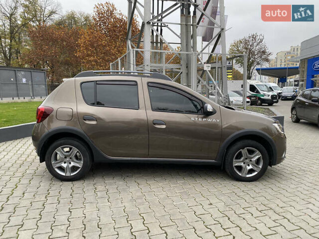 Коричневый Рено Сандеро, объемом двигателя 1.46 л и пробегом 51 тыс. км за 11800 $, фото 8 на Automoto.ua