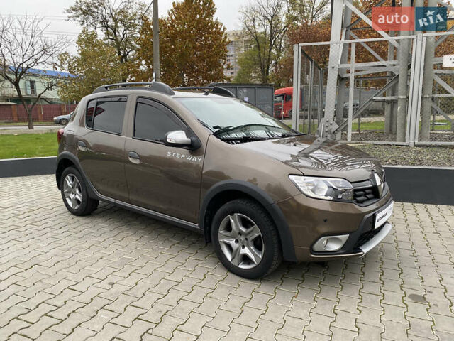 Коричневый Рено Сандеро, объемом двигателя 1.46 л и пробегом 51 тыс. км за 11800 $, фото 4 на Automoto.ua