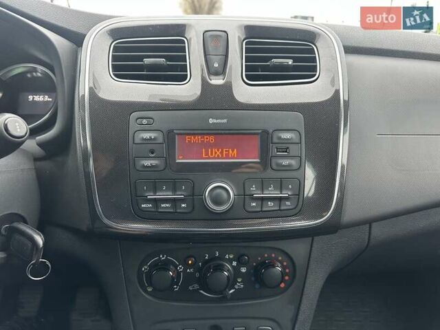 Коричневый Рено Сандеро, объемом двигателя 1 л и пробегом 97 тыс. км за 7950 $, фото 20 на Automoto.ua