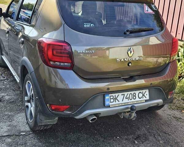Коричневий Рено Сандеро, об'ємом двигуна 1.46 л та пробігом 65 тис. км за 13000 $, фото 1 на Automoto.ua