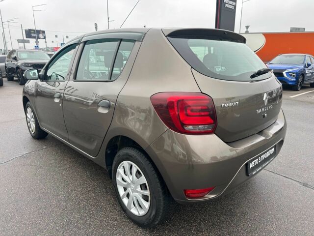 Коричневый Рено Сандеро, объемом двигателя 1 л и пробегом 97 тыс. км за 7950 $, фото 4 на Automoto.ua