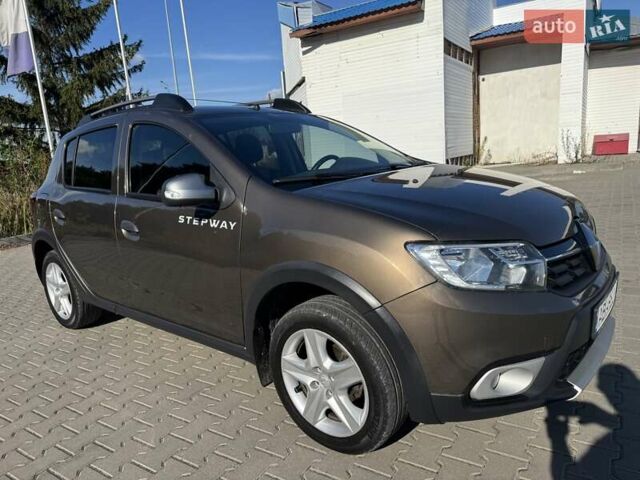 Коричневий Рено Сандеро, об'ємом двигуна 1.46 л та пробігом 95 тис. км за 11500 $, фото 1 на Automoto.ua