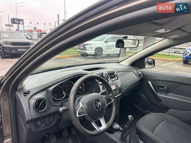 Коричневый Рено Сандеро, объемом двигателя 1 л и пробегом 97 тыс. км за 7950 $, фото 16 на Automoto.ua