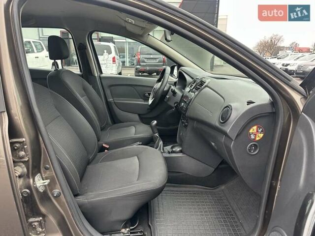 Коричневый Рено Сандеро, объемом двигателя 1 л и пробегом 97 тыс. км за 7950 $, фото 24 на Automoto.ua