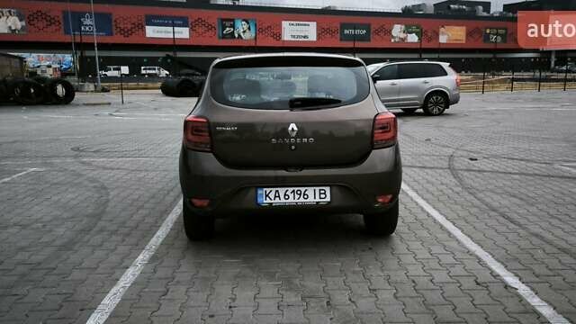 Коричневый Рено Сандеро, объемом двигателя 1 л и пробегом 95 тыс. км за 8500 $, фото 11 на Automoto.ua