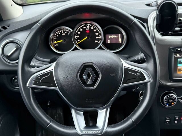 Коричневый Рено Сандеро, объемом двигателя 0.9 л и пробегом 64 тыс. км за 10800 $, фото 17 на Automoto.ua