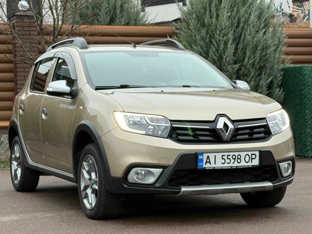 Коричневый Рено Сандеро, объемом двигателя 0.9 л и пробегом 64 тыс. км за 10800 $, фото 5 на Automoto.ua