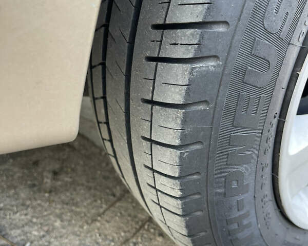 Коричневый Рено Сандеро, объемом двигателя 1.46 л и пробегом 170 тыс. км за 6200 $, фото 26 на Automoto.ua
