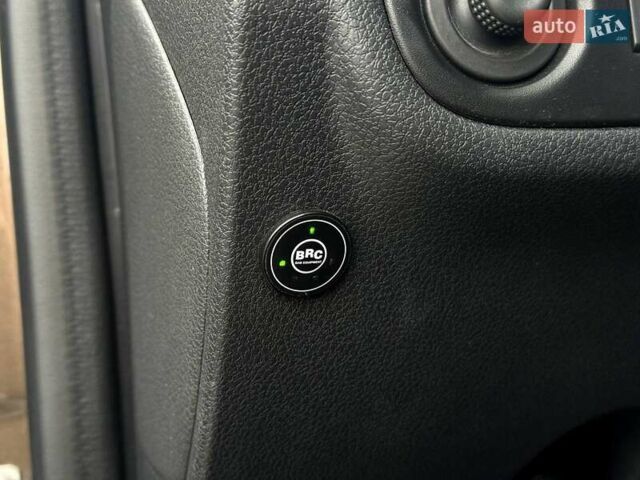 Коричневий Рено Сандеро, об'ємом двигуна 1 л та пробігом 105 тис. км за 8698 $, фото 22 на Automoto.ua