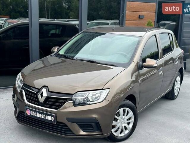 Коричневий Рено Сандеро, об'ємом двигуна 1 л та пробігом 105 тис. км за 8698 $, фото 1 на Automoto.ua