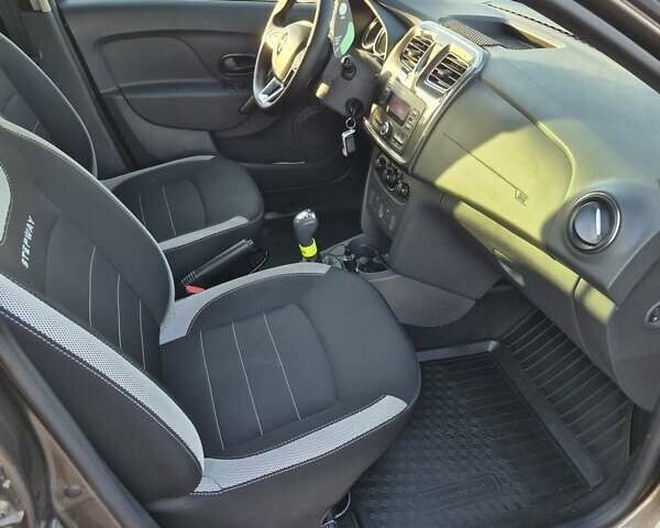 Коричневый Рено Сандеро, объемом двигателя 0.9 л и пробегом 61 тыс. км за 10900 $, фото 11 на Automoto.ua