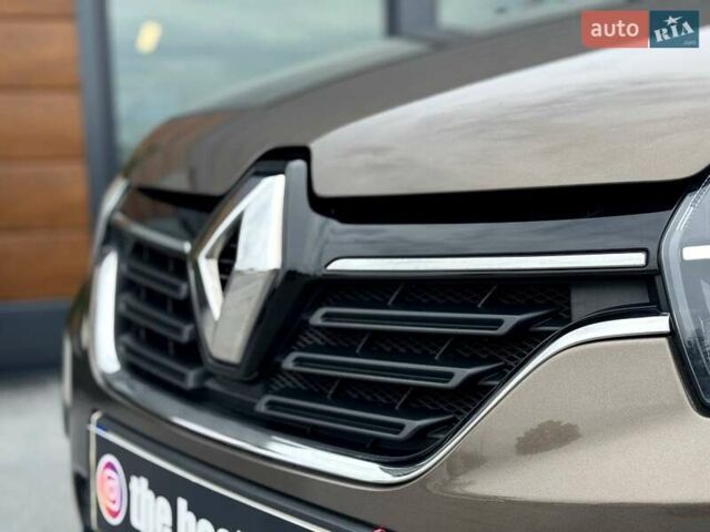 Коричневий Рено Сандеро, об'ємом двигуна 1 л та пробігом 105 тис. км за 8698 $, фото 4 на Automoto.ua