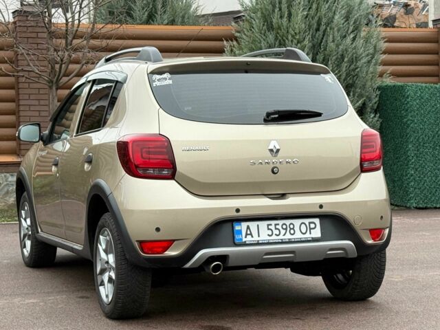 Коричневый Рено Сандеро, объемом двигателя 0.9 л и пробегом 64 тыс. км за 10800 $, фото 8 на Automoto.ua