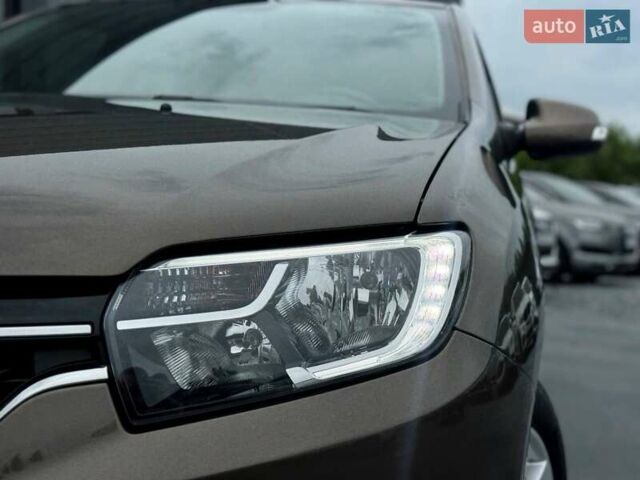 Коричневий Рено Сандеро, об'ємом двигуна 1 л та пробігом 105 тис. км за 8698 $, фото 3 на Automoto.ua