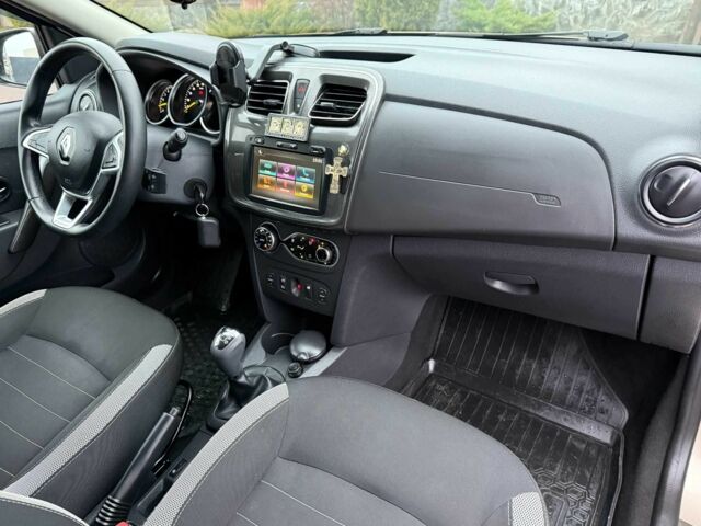 Коричневый Рено Сандеро, объемом двигателя 0.9 л и пробегом 64 тыс. км за 10800 $, фото 15 на Automoto.ua