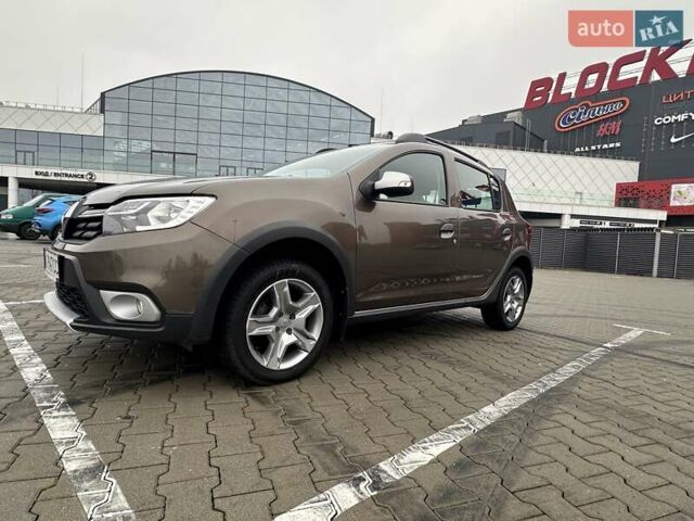 Коричневий Рено Сандеро, об'ємом двигуна 0.9 л та пробігом 80 тис. км за 11411 $, фото 22 на Automoto.ua