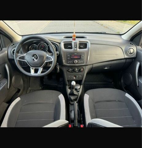 Коричневый Рено Сандеро, объемом двигателя 0 л и пробегом 78 тыс. км за 10999 $, фото 6 на Automoto.ua