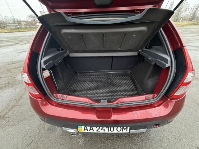 Червоний Рено Сандеро, об'ємом двигуна 1.6 л та пробігом 91 тис. км за 5700 $, фото 4 на Automoto.ua