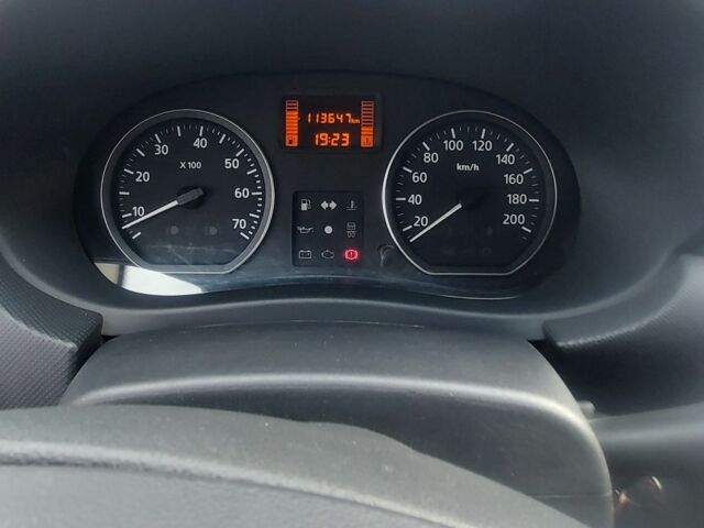 Червоний Рено Сандеро, об'ємом двигуна 1.6 л та пробігом 113 тис. км за 6500 $, фото 5 на Automoto.ua