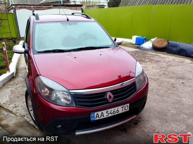 Червоний Рено Сандеро, об'ємом двигуна 1.6 л та пробігом 167 тис. км за 5950 $, фото 2 на Automoto.ua