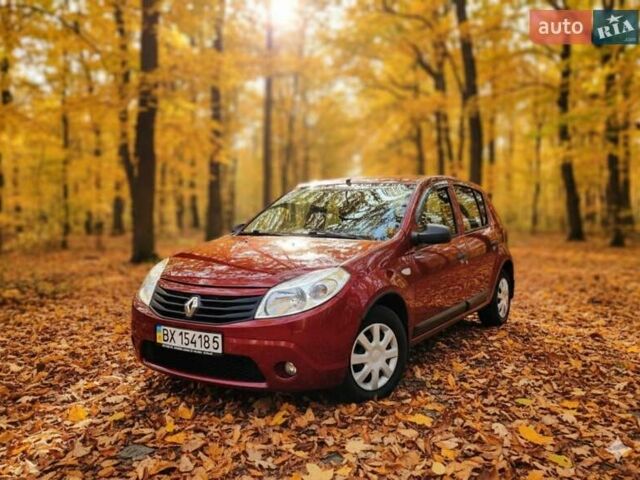 Червоний Рено Сандеро, об'ємом двигуна 1.39 л та пробігом 111 тис. км за 6200 $, фото 3 на Automoto.ua