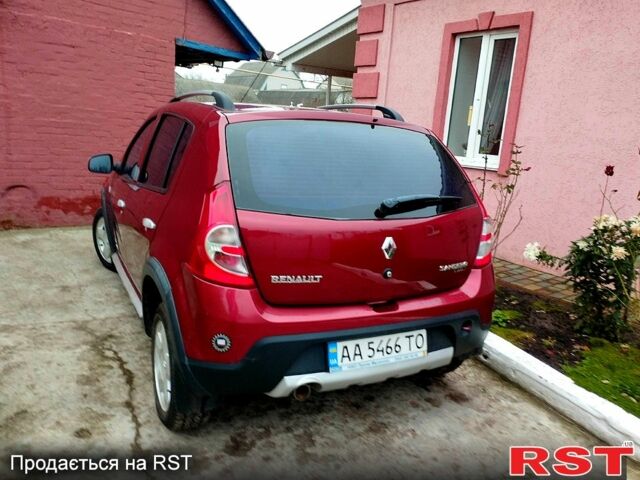 Червоний Рено Сандеро, об'ємом двигуна 1.6 л та пробігом 167 тис. км за 5950 $, фото 1 на Automoto.ua