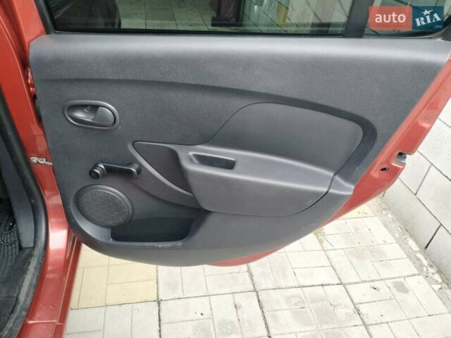 Красный Рено Сандеро, объемом двигателя 1.46 л и пробегом 216 тыс. км за 7777 $, фото 28 на Automoto.ua