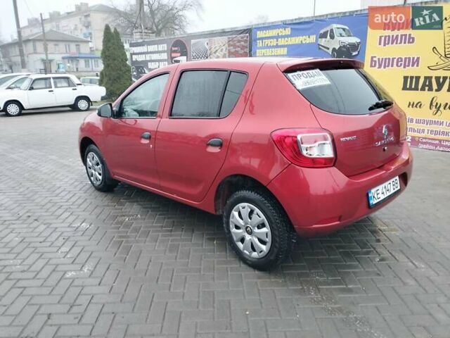 Красный Рено Сандеро, объемом двигателя 1.46 л и пробегом 216 тыс. км за 7777 $, фото 11 на Automoto.ua