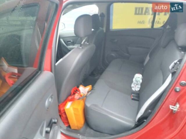 Червоний Рено Сандеро, об'ємом двигуна 1.46 л та пробігом 216 тис. км за 7777 $, фото 23 на Automoto.ua