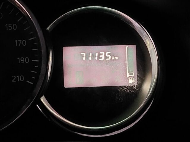 Червоний Рено Сандеро, об'ємом двигуна 1.1 л та пробігом 71 тис. км за 7000 $, фото 3 на Automoto.ua