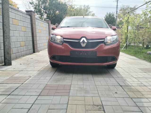 Красный Рено Сандеро, объемом двигателя 1.46 л и пробегом 216 тыс. км за 7300 $, фото 1 на Automoto.ua