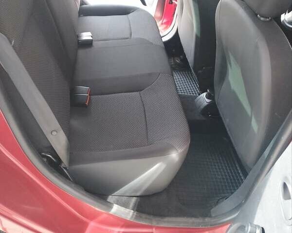 Красный Рено Сандеро, объемом двигателя 1.46 л и пробегом 216 тыс. км за 7777 $, фото 32 на Automoto.ua