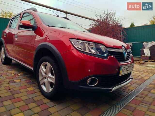 Красный Рено Сандеро, объемом двигателя 1.46 л и пробегом 80 тыс. км за 7777 $, фото 22 на Automoto.ua