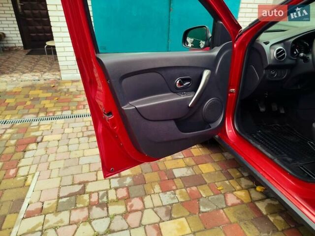 Красный Рено Сандеро, объемом двигателя 1.46 л и пробегом 80 тыс. км за 7777 $, фото 27 на Automoto.ua