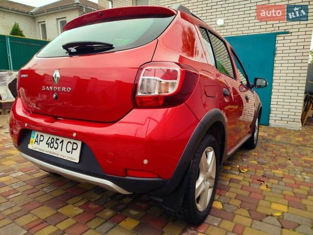 Красный Рено Сандеро, объемом двигателя 1.46 л и пробегом 80 тыс. км за 7777 $, фото 14 на Automoto.ua